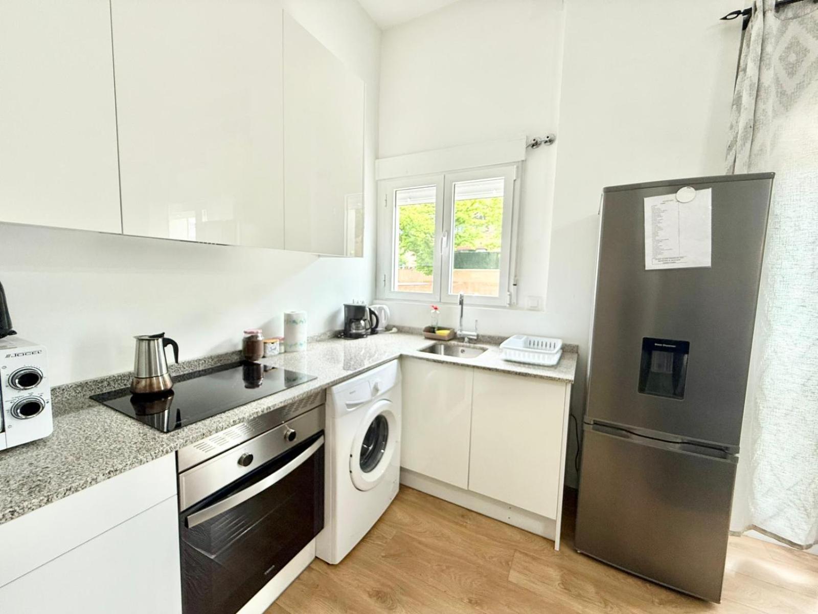 Aluche Aparment B Apartment